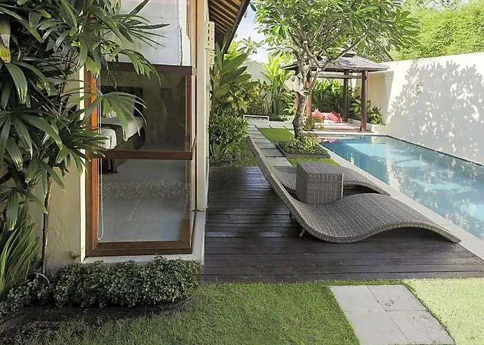 Arama Riverside Villa Legian (Bali)
