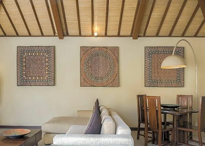 Arama Riverside Villa *